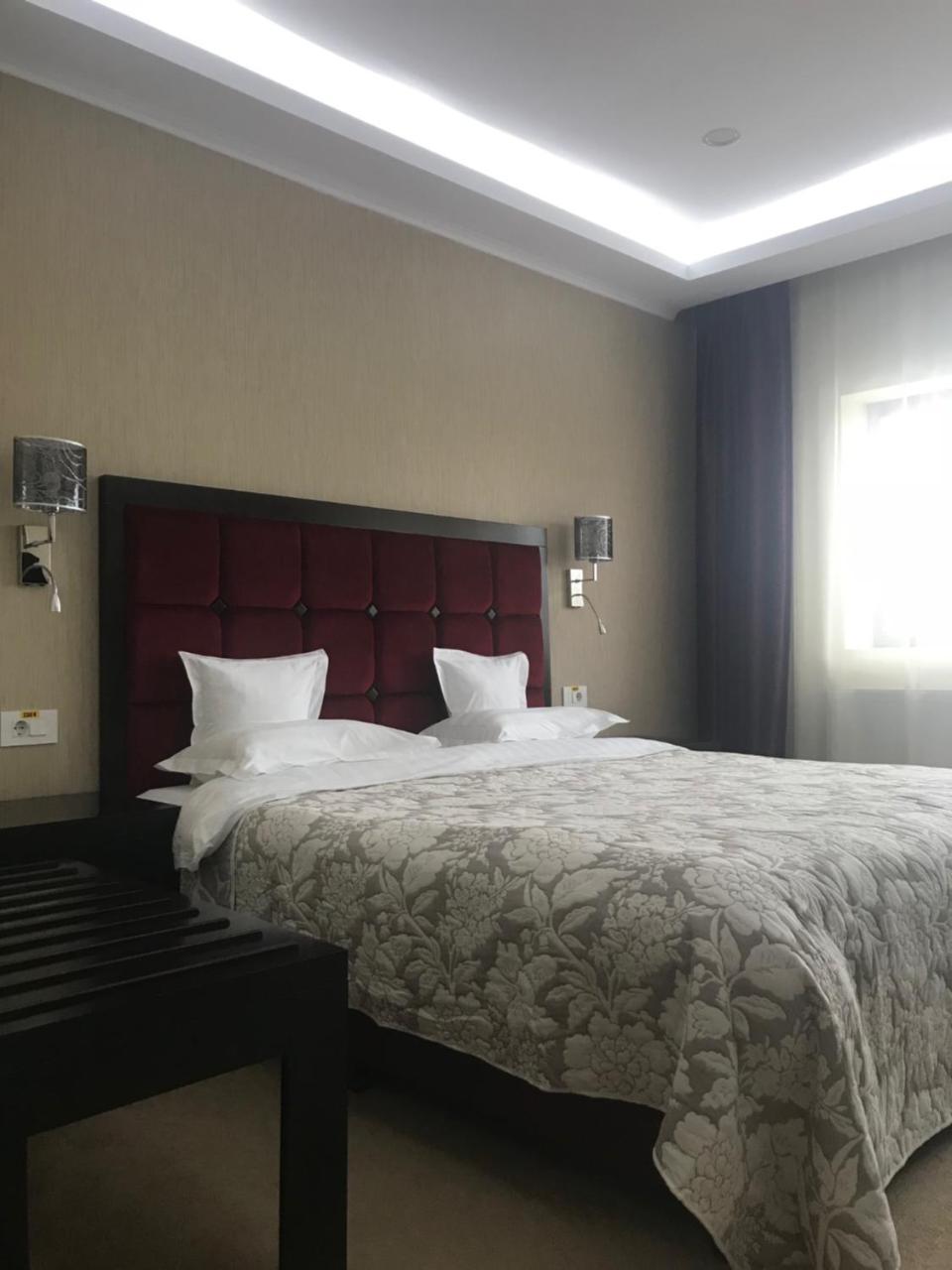 Hotel Terra Iasi Valea Lupului  Екстер'єр фото